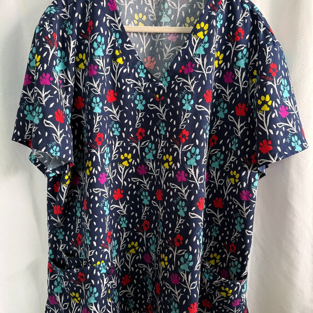 GT Performance 3XL Paw Print Floral Scrub Top Plus Size Navy V Neck VGUC